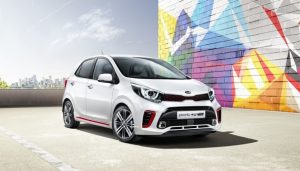 Rast sta poganjala obogatena ponudba modela Ceed in elektrini modeli