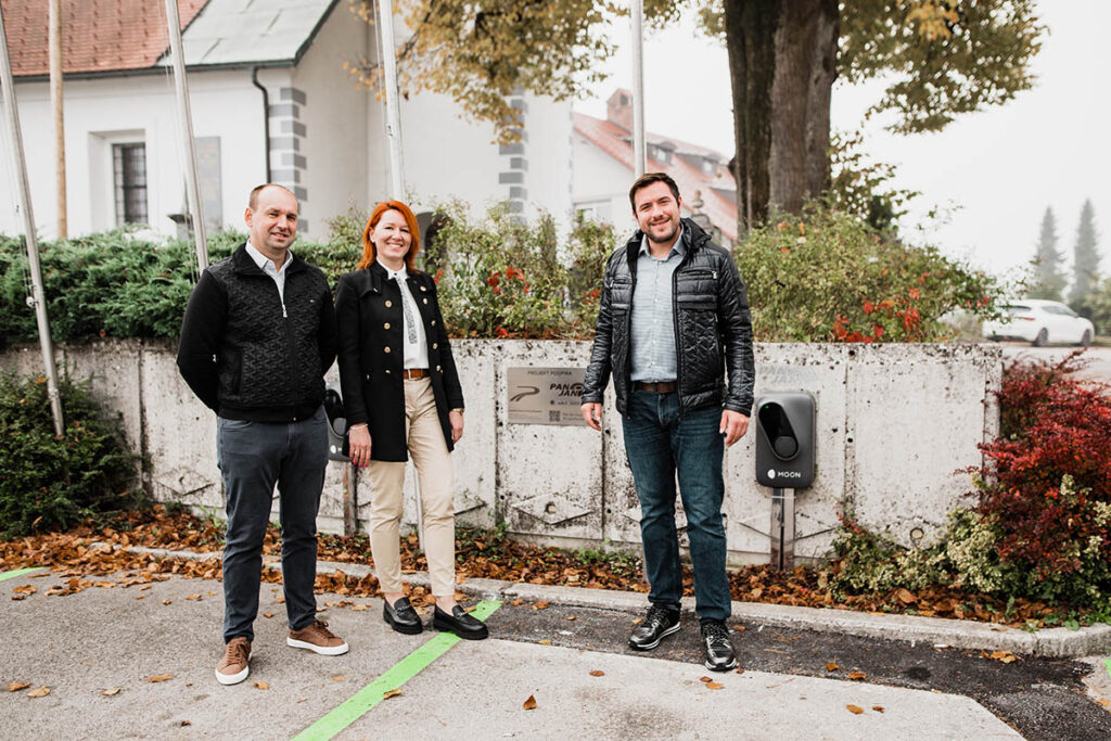 Prva upnija v Sloveniji s svojo elektrino polnilnico