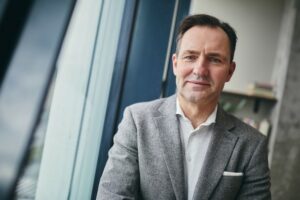 Thomas Sch fer postal novi predsednik nadzornega sveta drube